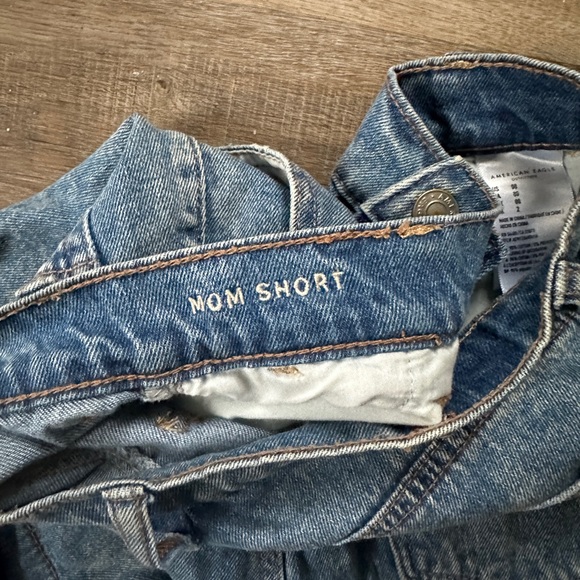 American Eagle mom shorts - Picture 4 of 4